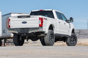 Ford F-350 Super Duty Fender Flares - Rough Country - Pocket, Simulated Riveted Look - Flat Black - '17-'22